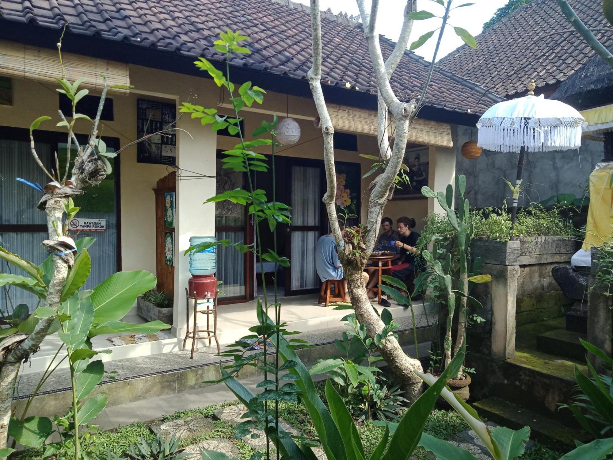 Lionk Bali House Bed & Breakfast Ubud Eksteriør bilde