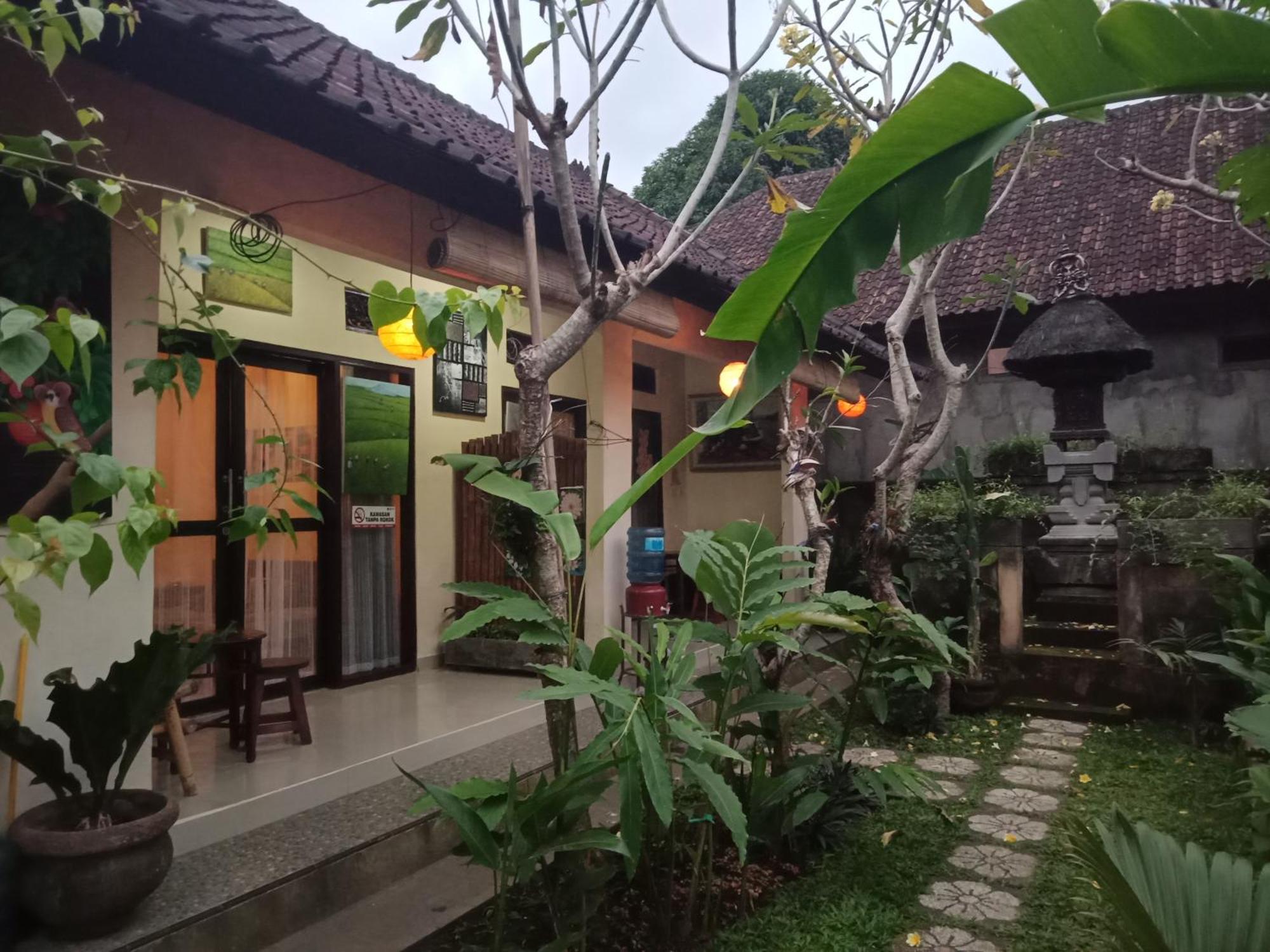Lionk Bali House Bed & Breakfast Ubud Eksteriør bilde