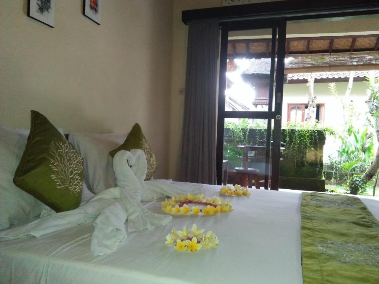 Lionk Bali House Bed & Breakfast Ubud Eksteriør bilde