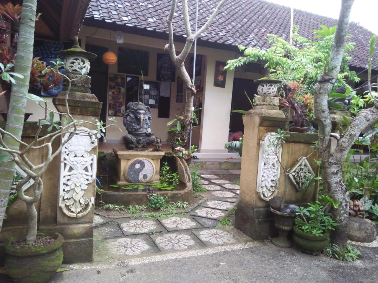 Lionk Bali House Bed & Breakfast Ubud Eksteriør bilde
